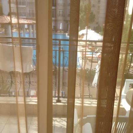 Dawn Park Apartament